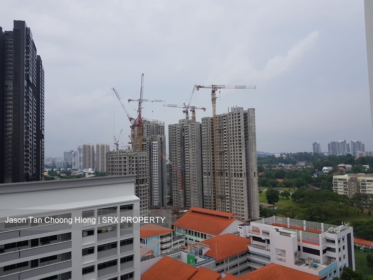 Blk 82 Strathmore Avenue (Queenstown), HDB 5 Rooms #177380942